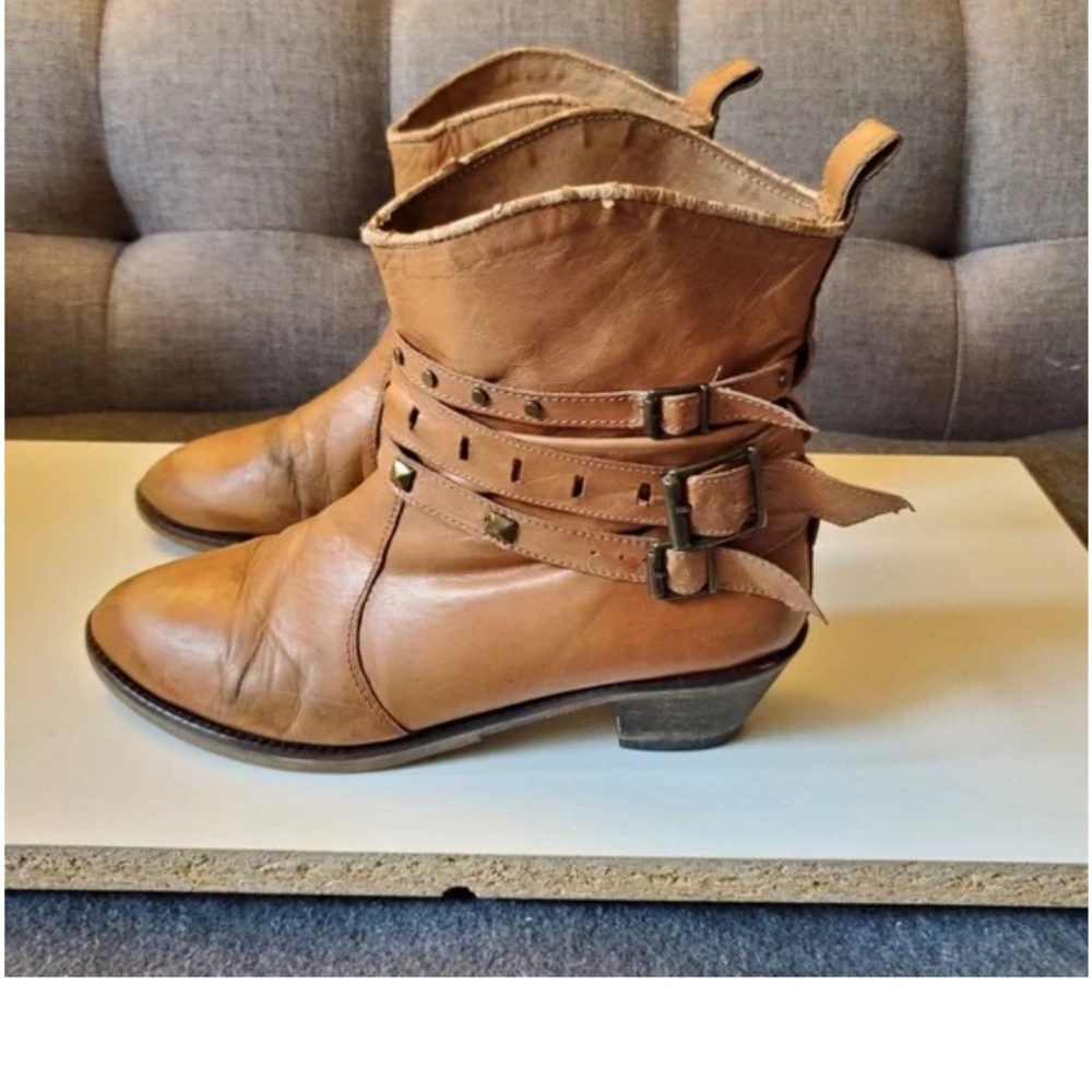 Steve Madden Western Cowboy Cowgirl Booties Tan Cognac